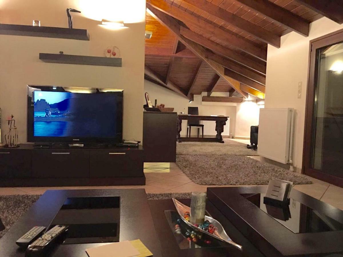 The Loft Apartment Хиос Екстериор снимка