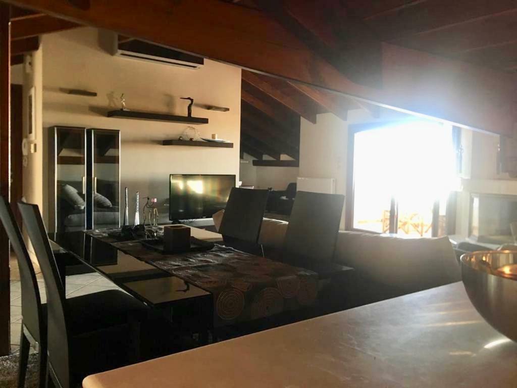 The Loft Apartment Хиос Екстериор снимка